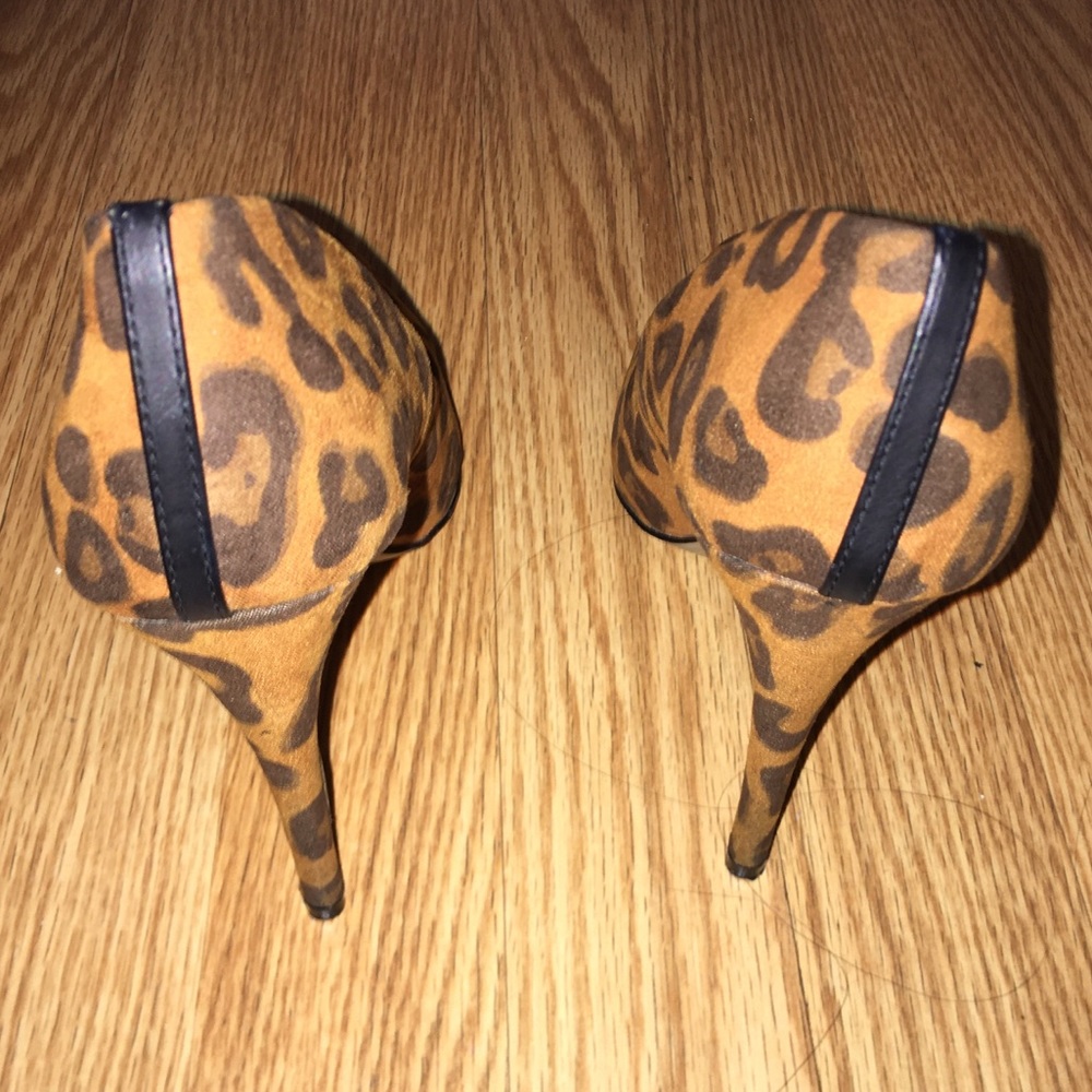 Leopard pumps 🐆 👠 - Picture 3 of 12
